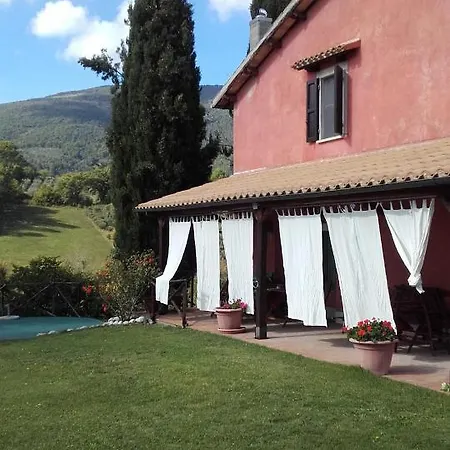 Lantgård Colle Cornetto Spoleto